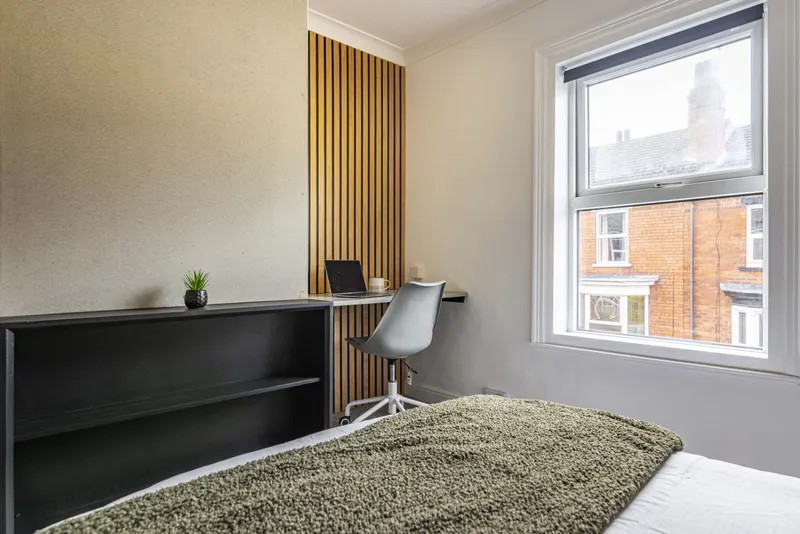 Modern 2 Bed Student House // Jul 2026 - Image 9